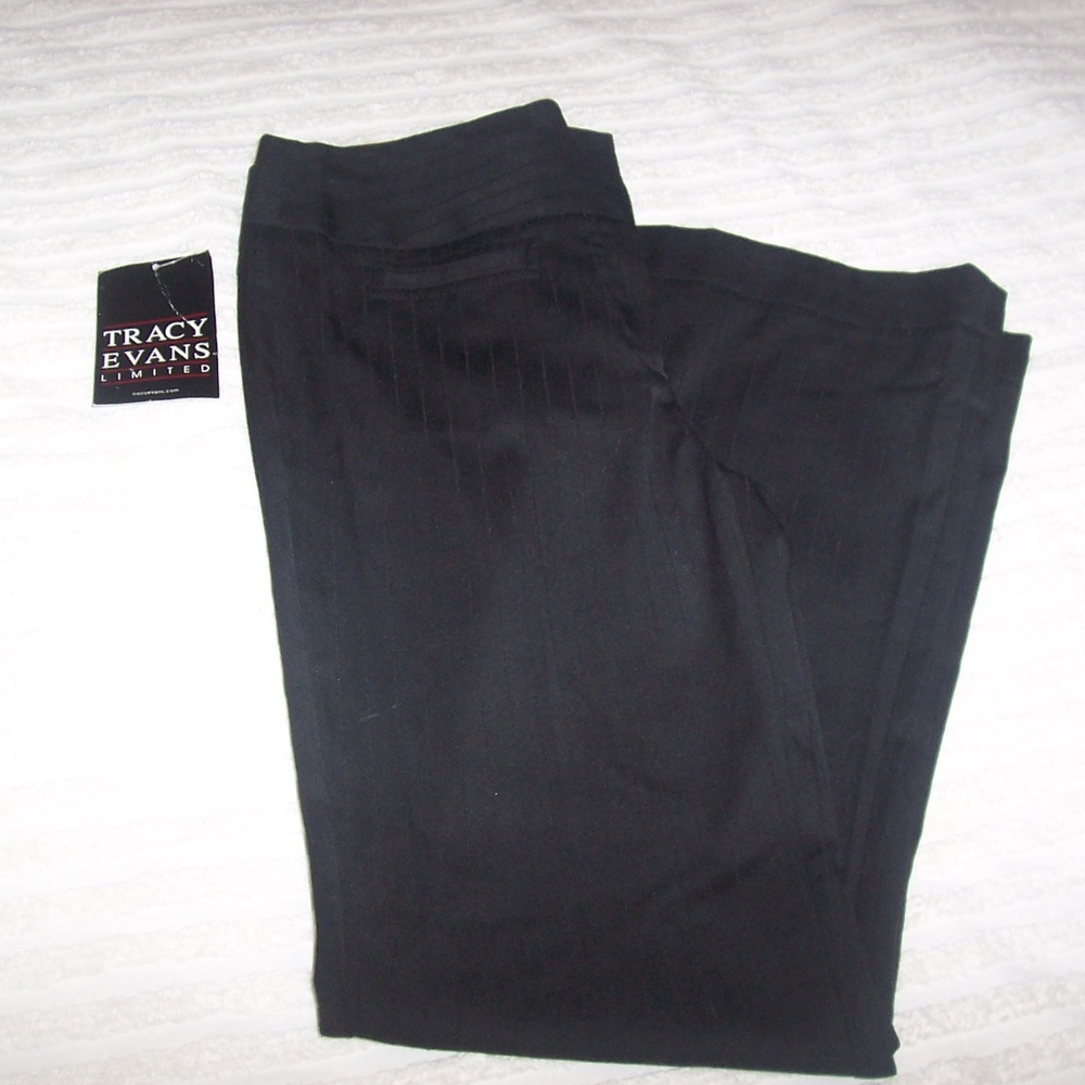 NWT- Tracy Evans Womens Pants